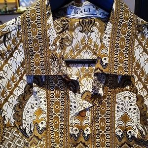 Luxe Bali Batik Button Tee Shirt (2)